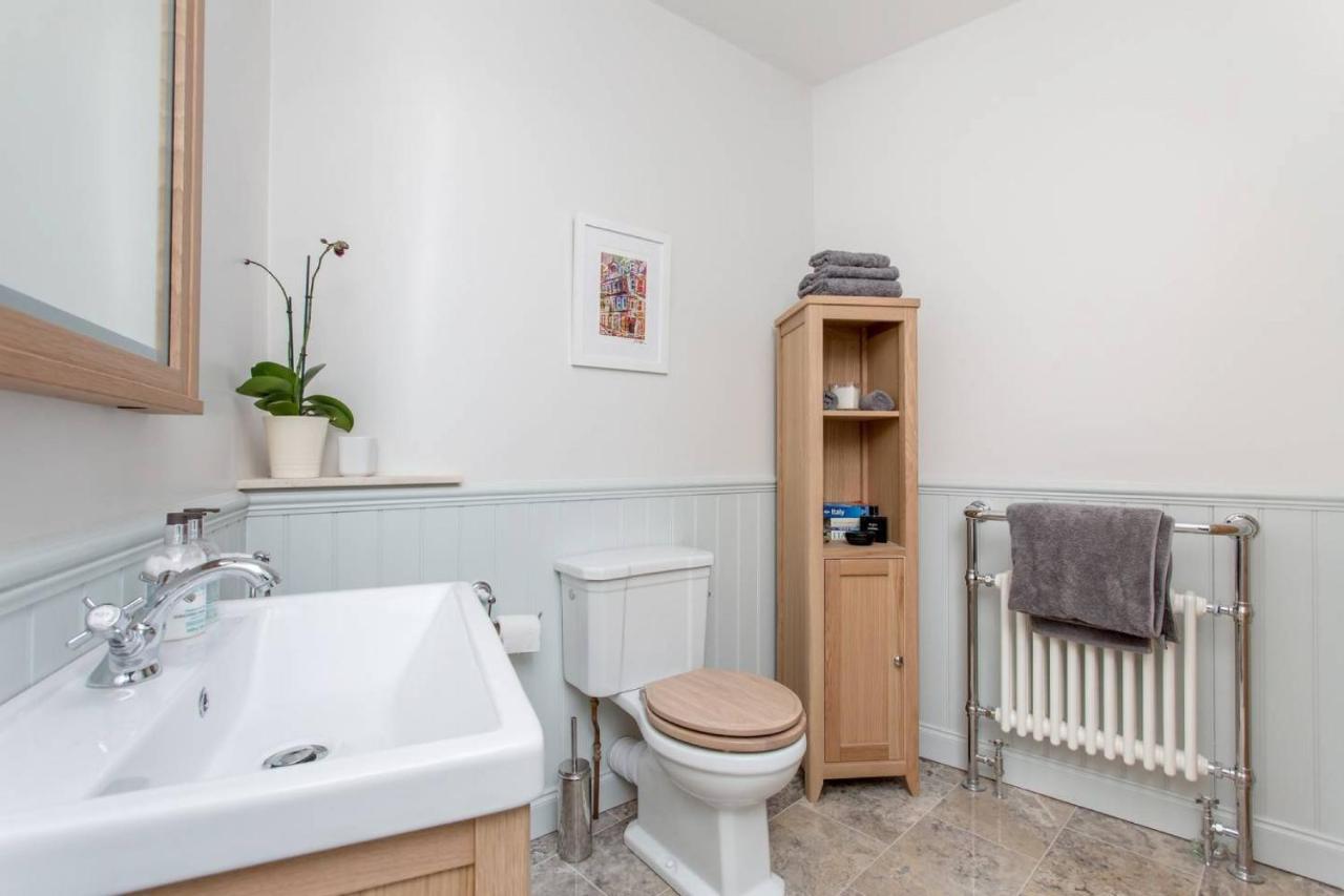 Joivy Stylish Apt In Trendy New Town Location EDI Eksteriør bilde